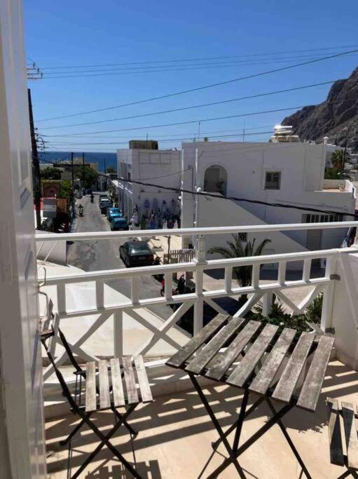 White Wave Studio 1 , 3Min Walk From Kamari Beach Buitenkant foto